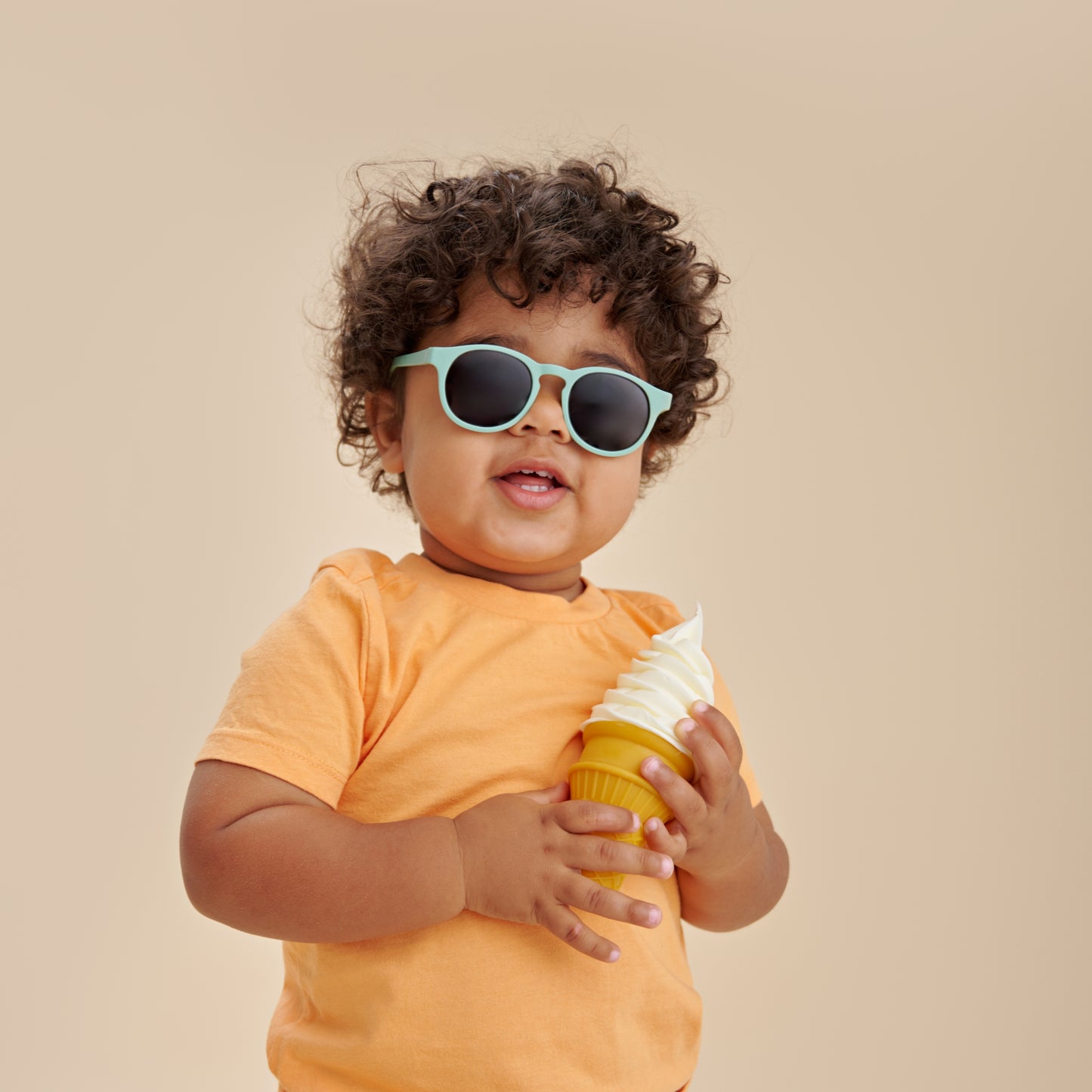 Non-Polarized Keyhole Sunglasses | Mint to Be - Babiators Canada