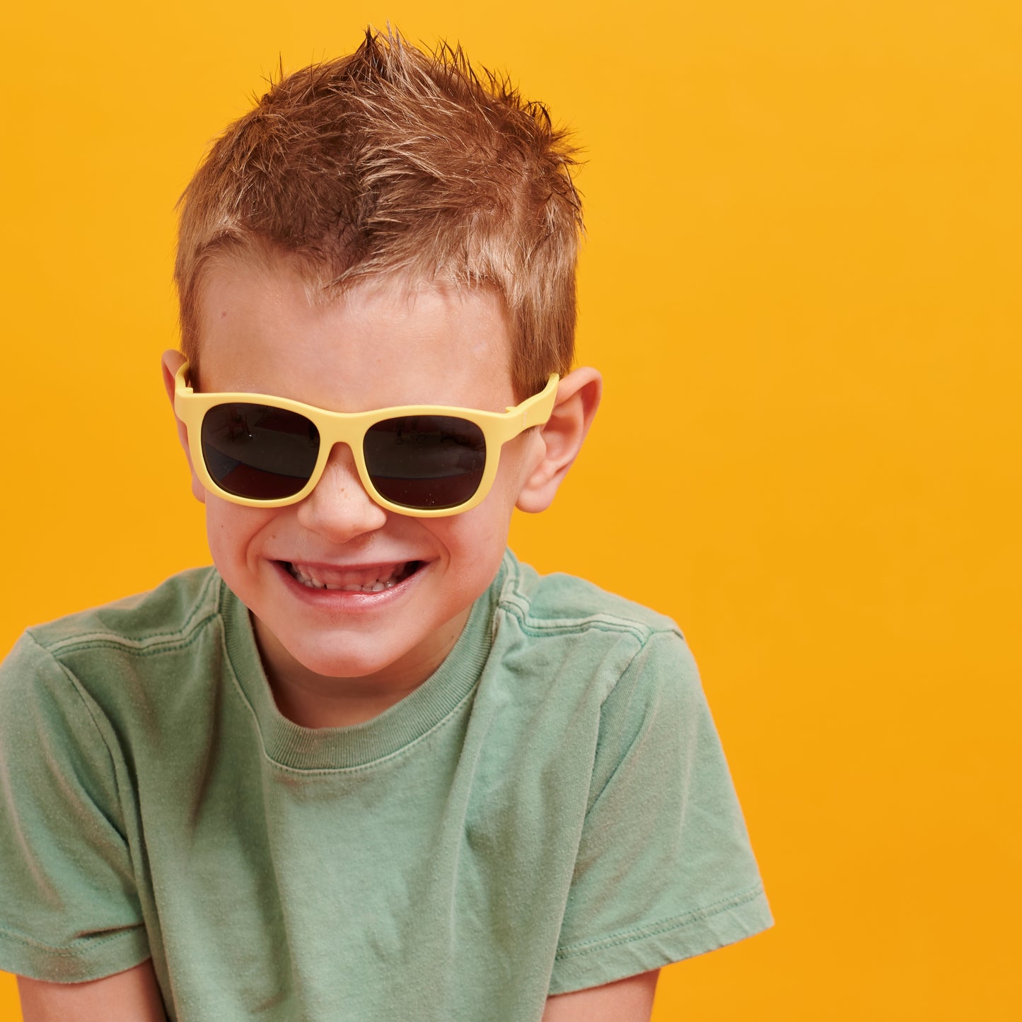 Non-Polarized Navigator Sunglasses | Lemon Zest