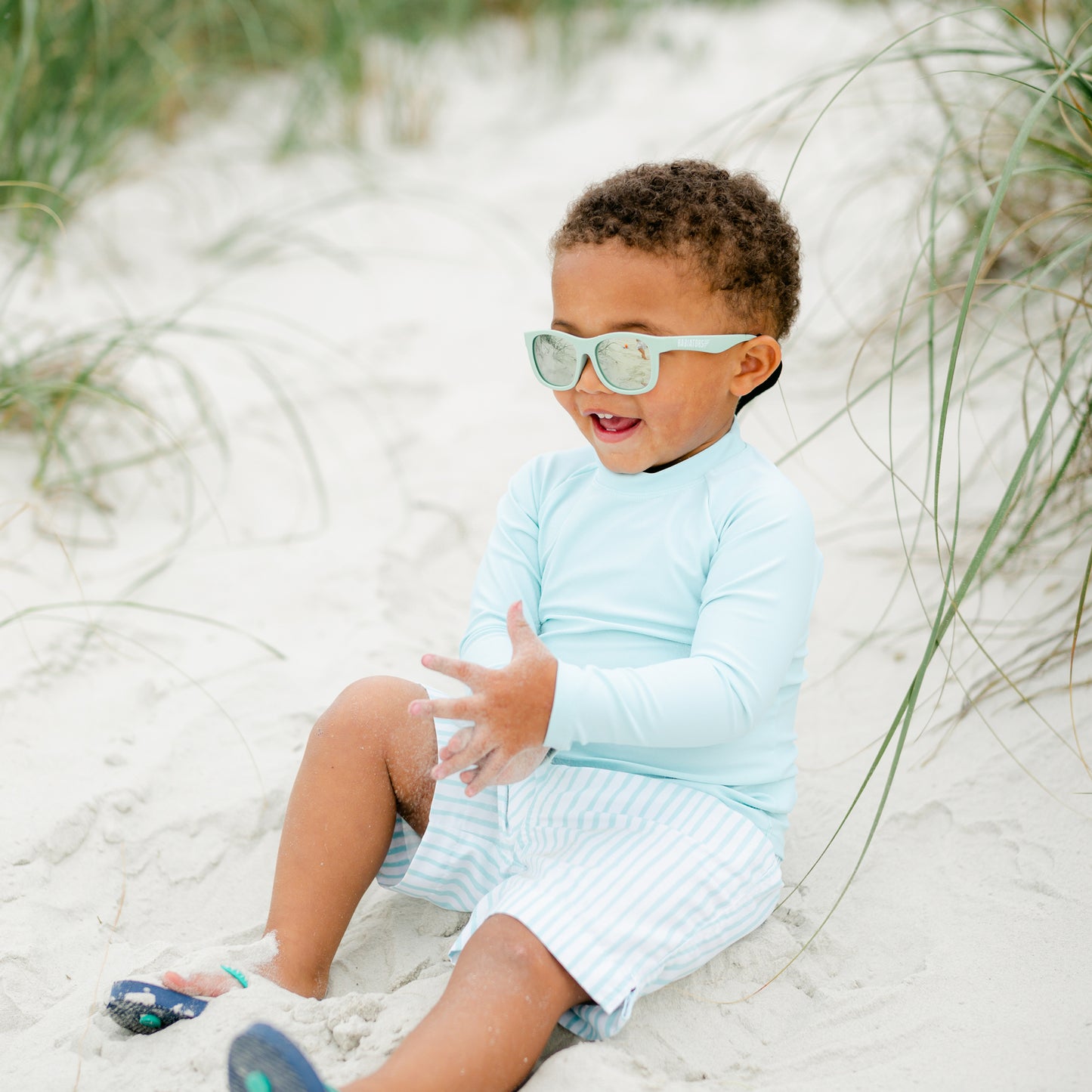 Limited Edition | Non-Polarized Rainbow Navigator Sunglasses | The Daydreamer - Babiators Canada