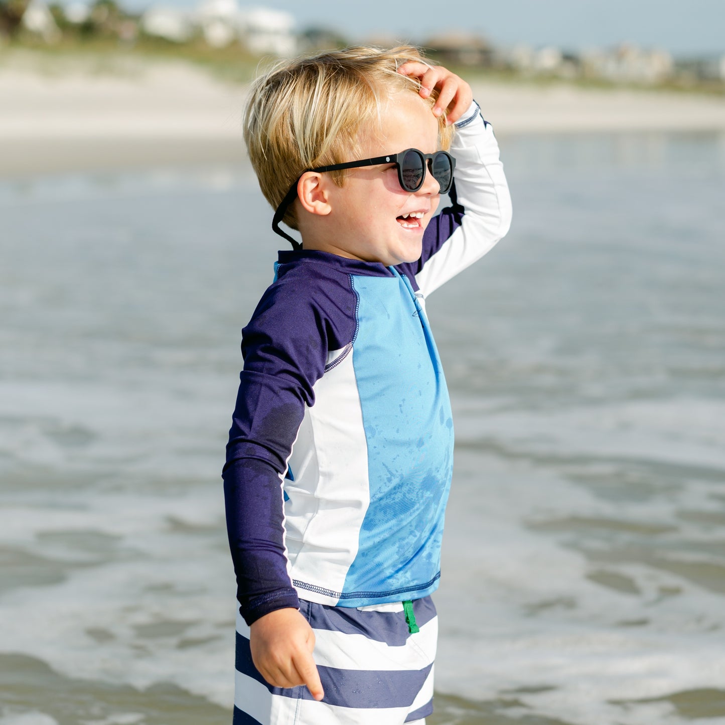 Polarized Keyhole Sunglasses | Jet Black Smoke Lenses - Babiators Canada