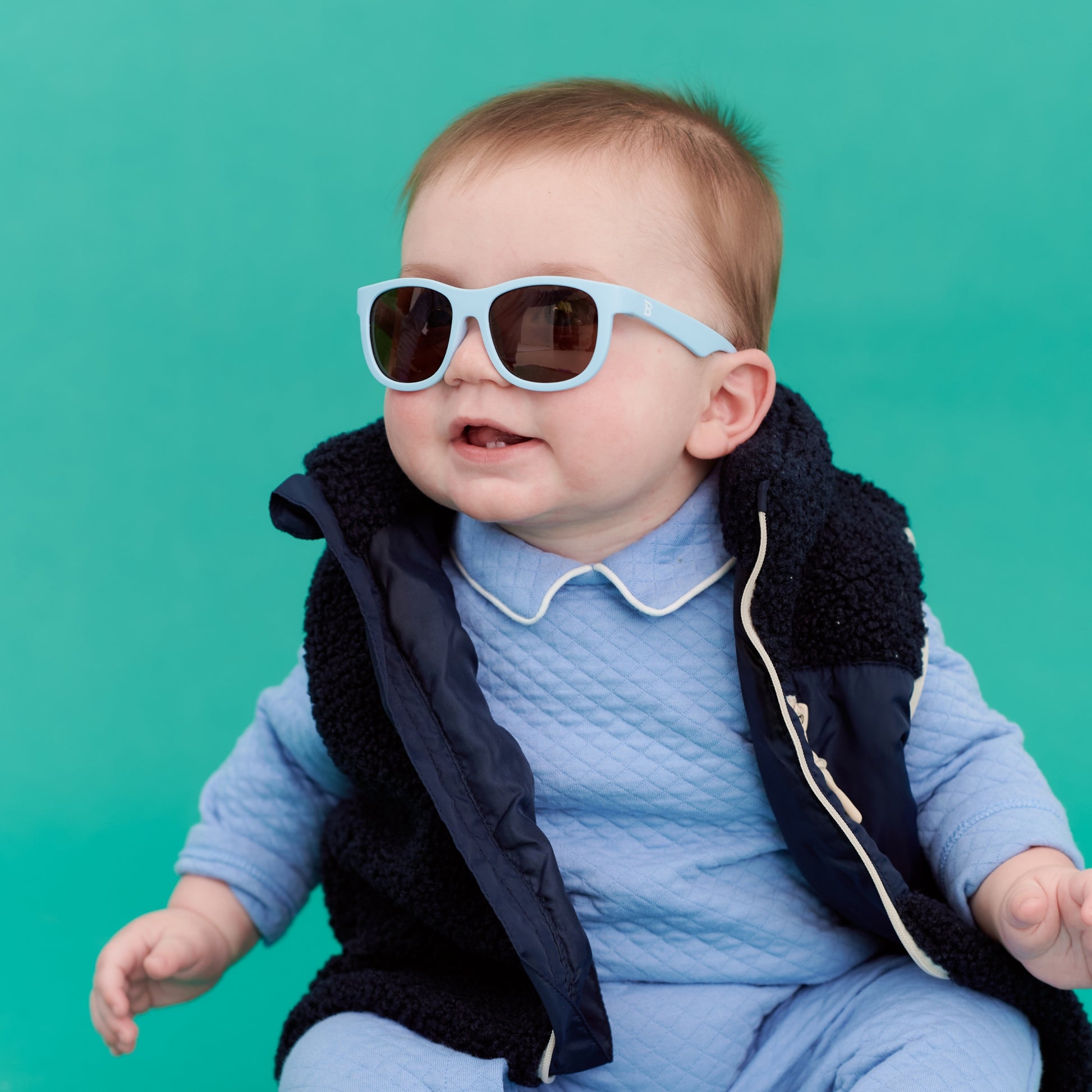 Non-Polarized Navigator Sunglasses | Baby Blue - Babiators Canada