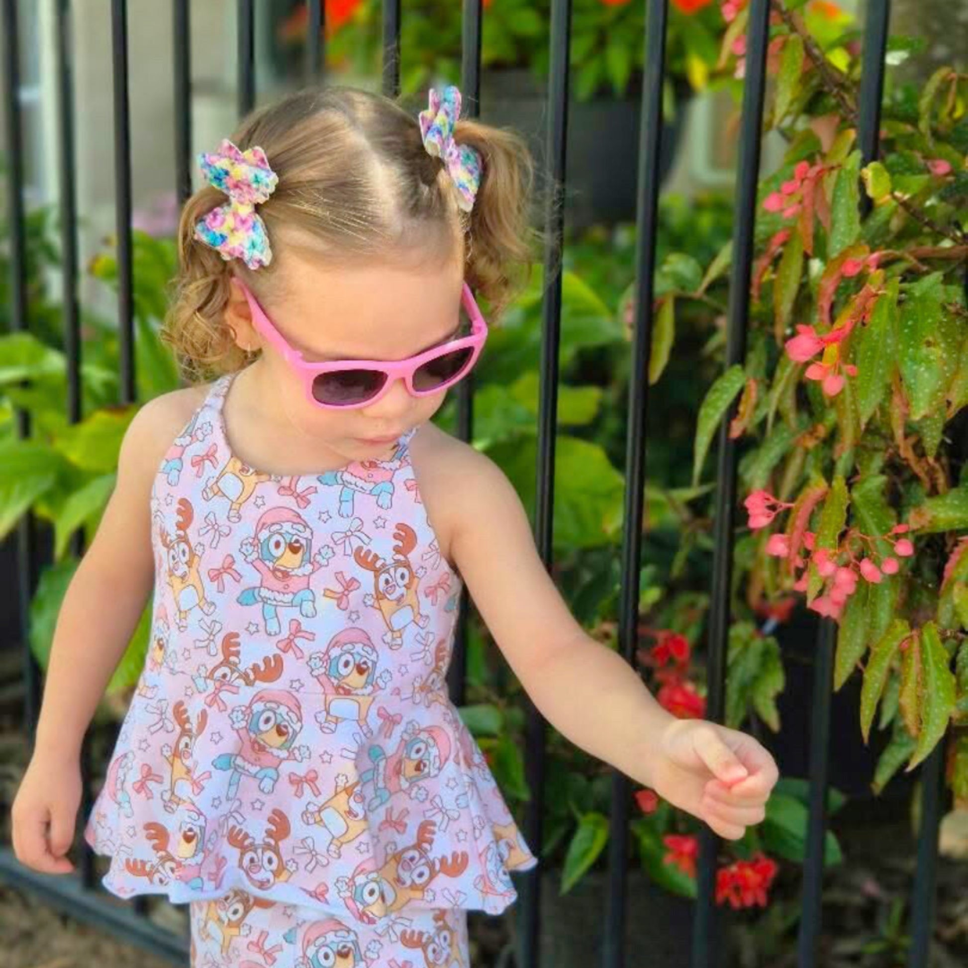 Non-Polarized Navigator Sunglasses | Candy Pink - Babiators Canada