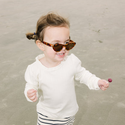 Non-Polarized Cat-Eye Sunglasses | Totally Tortoise - Babiators Canada