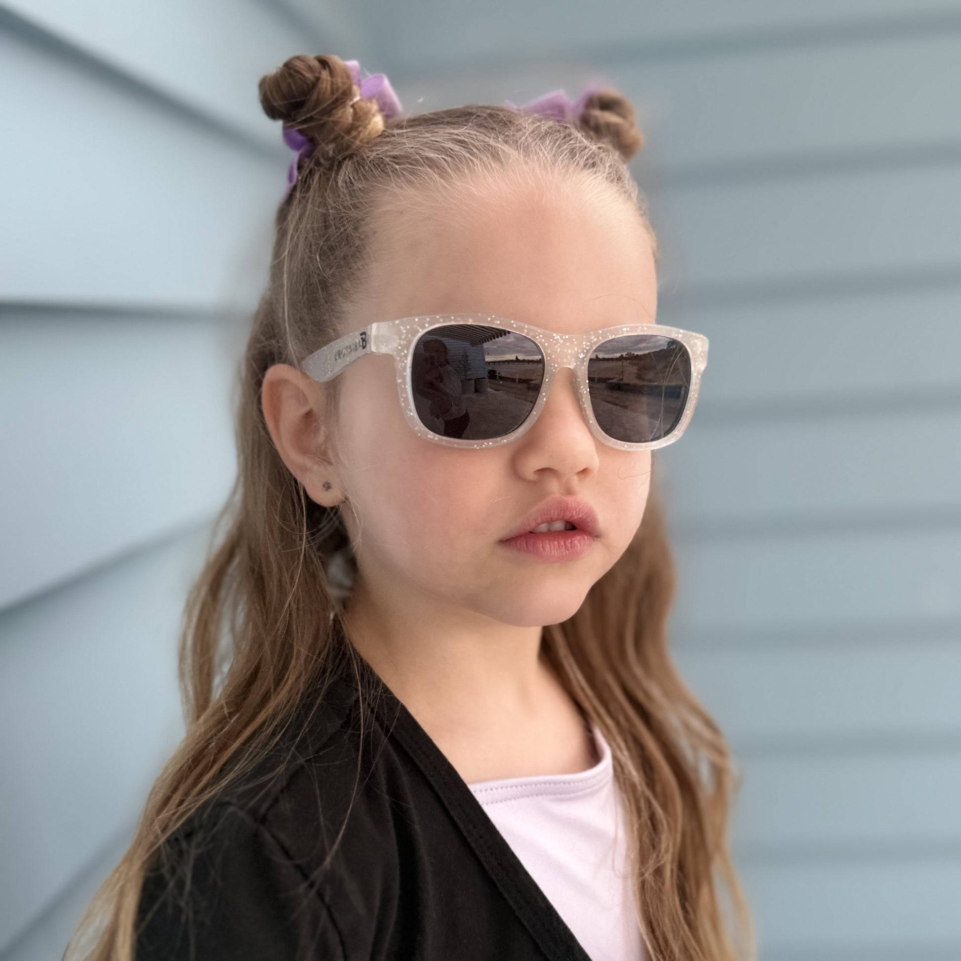 Non-Polarized Navigator Sunglasses | "Silver Shimmer" - Babiators Canada
