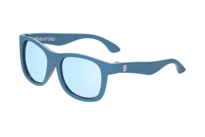 Polarized Navigator Sunglasses | Midnight Blue - Babiators Canada